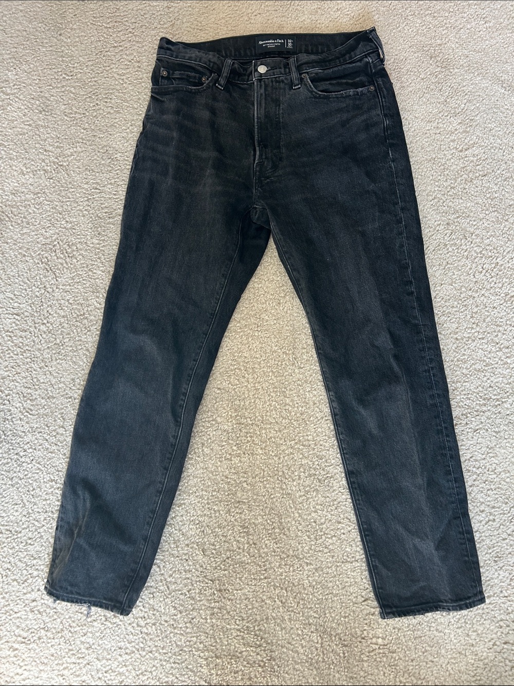 Abercrombie & Fitch Men's Black Straight-Leg Jeans